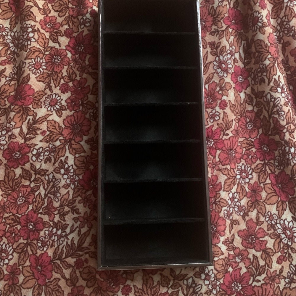 Black Sunglass Organizer